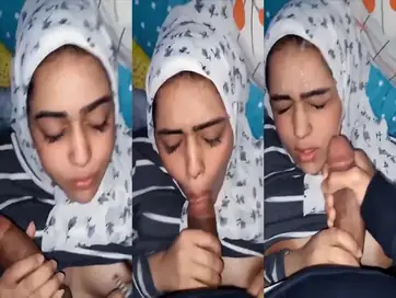 Bokep Arab Jilbab Crot Hangat Di Wajah poster